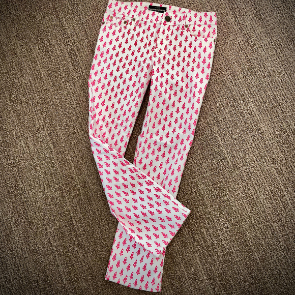 J. Crew Cropped Matchstick Jeans in Thistle Print - Like New! - Picture 3 of 7
